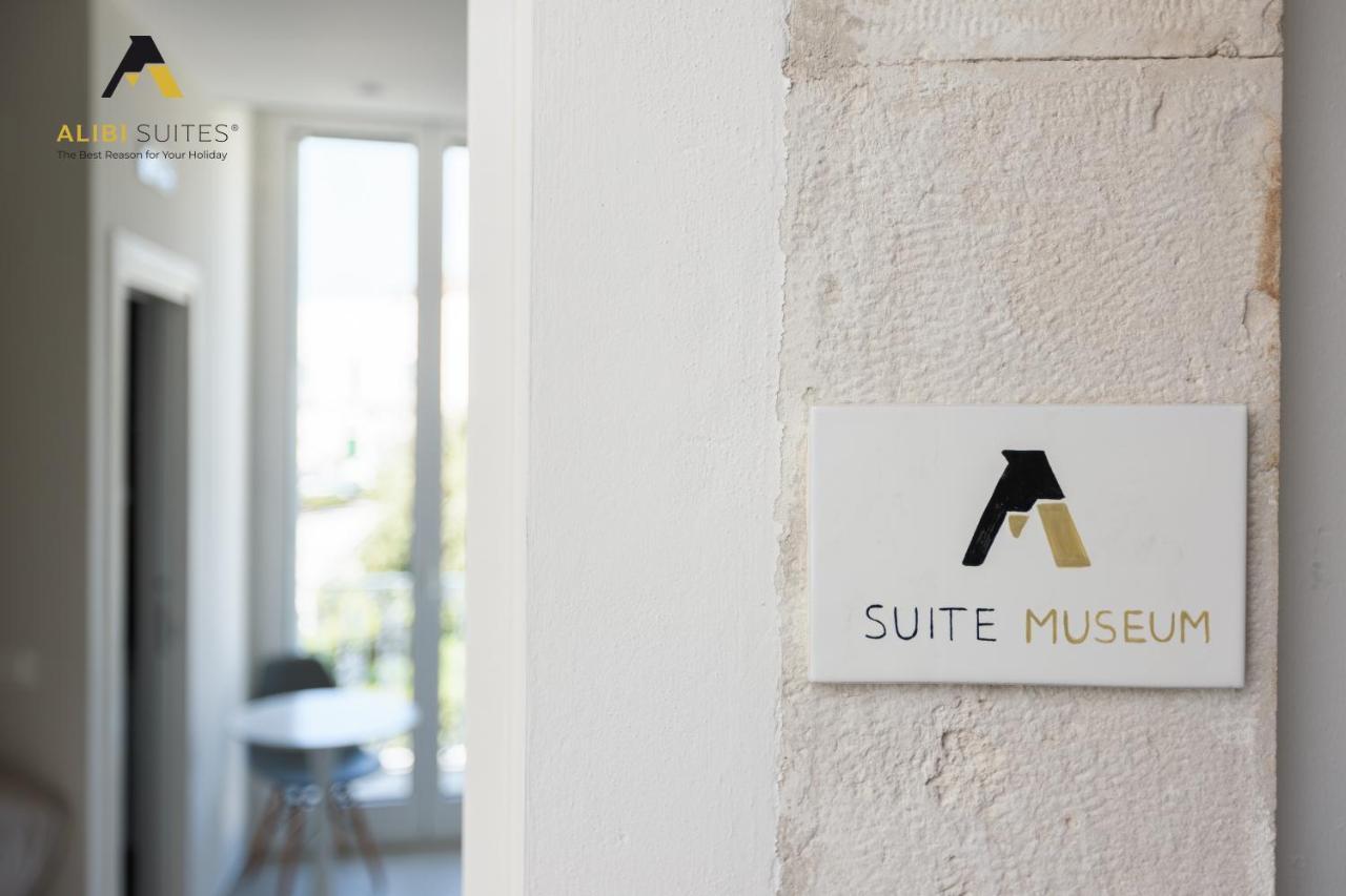 Alibi Suites Suite Museum: Gioiello Con Vista Sul Museo Archeologico Nazionale, Letto E Doccia Con Cromoterapia, Smart Tv, Wifi E A/C Ruvo di Puglia Eksteriør bilde