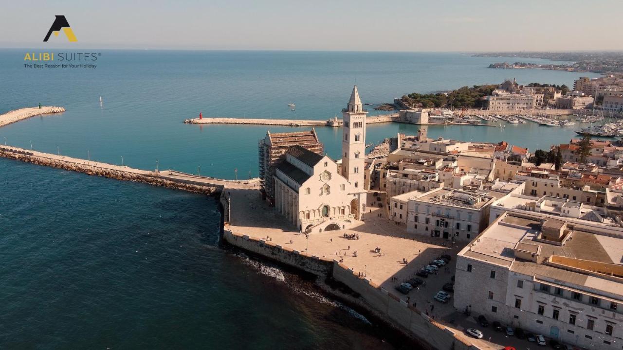 Alibi Suites Suite Museum: Gioiello Con Vista Sul Museo Archeologico Nazionale, Letto E Doccia Con Cromoterapia, Smart Tv, Wifi E A/C Ruvo di Puglia Eksteriør bilde