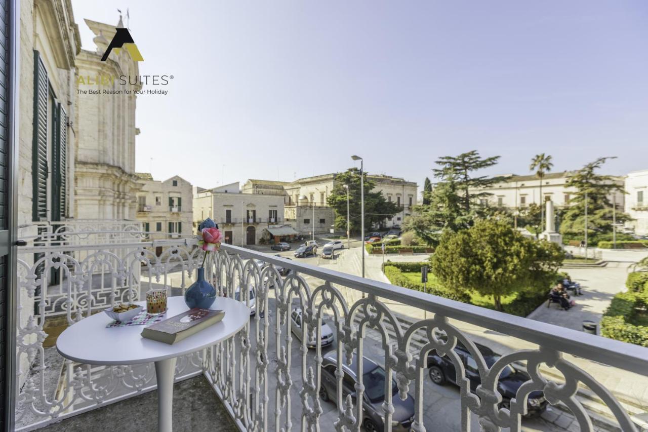 Alibi Suites Suite Museum: Gioiello Con Vista Sul Museo Archeologico Nazionale, Letto E Doccia Con Cromoterapia, Smart Tv, Wifi E A/C Ruvo di Puglia Eksteriør bilde