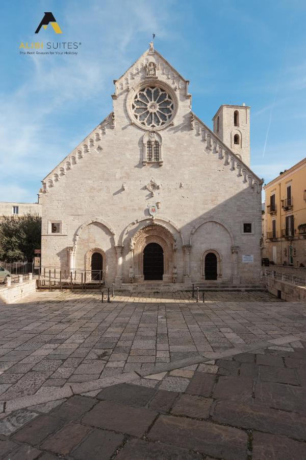 Alibi Suites Suite Museum: Gioiello Con Vista Sul Museo Archeologico Nazionale, Letto E Doccia Con Cromoterapia, Smart Tv, Wifi E A/C Ruvo di Puglia Eksteriør bilde